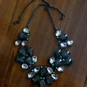 Chunky necklace emerald and clear crystal